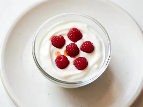 Greek yogurt with raspberries